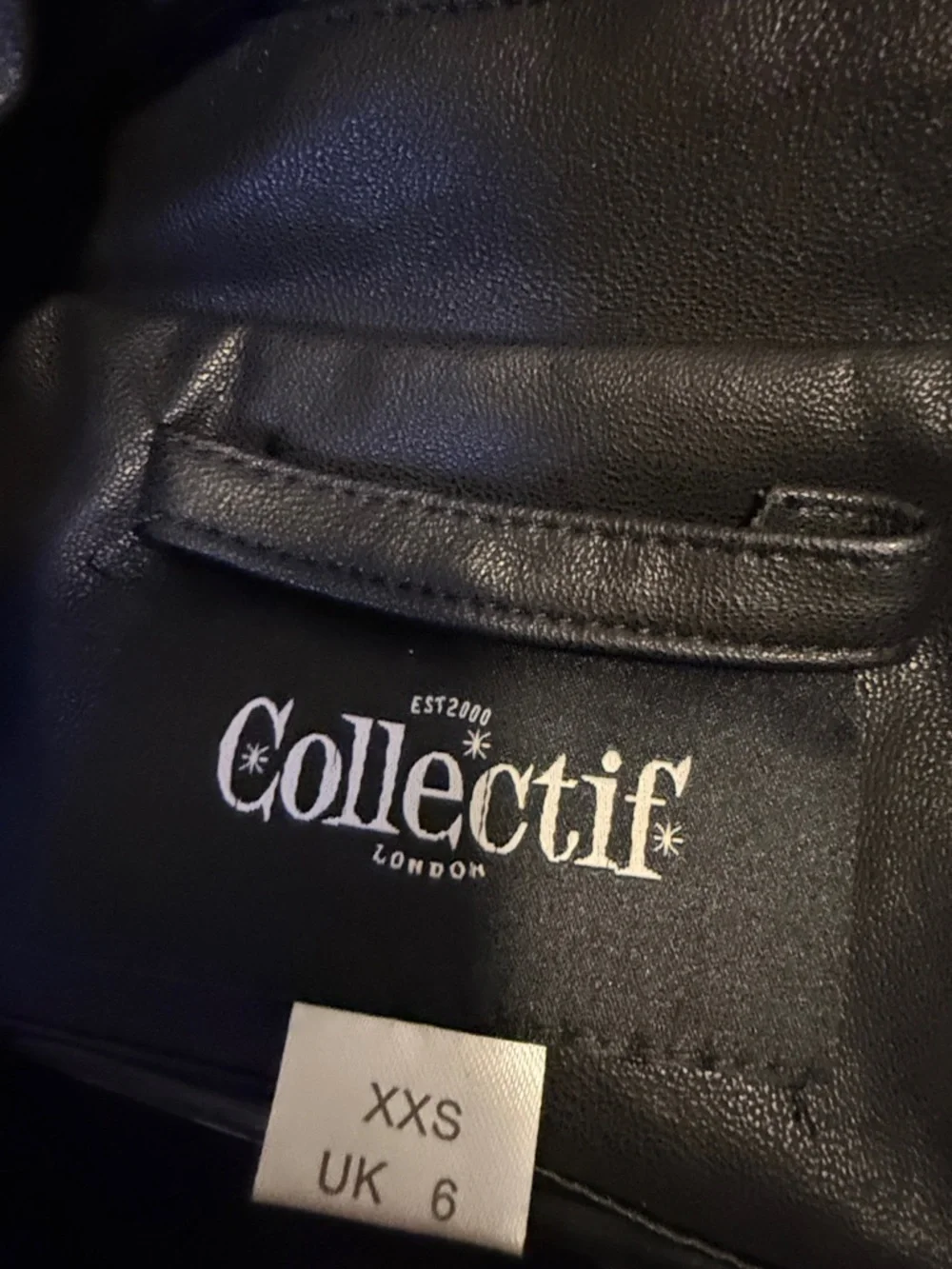 Collectif Black 'Spooky Babe' Faux Leather cropped jacket - Picture 5 of 5